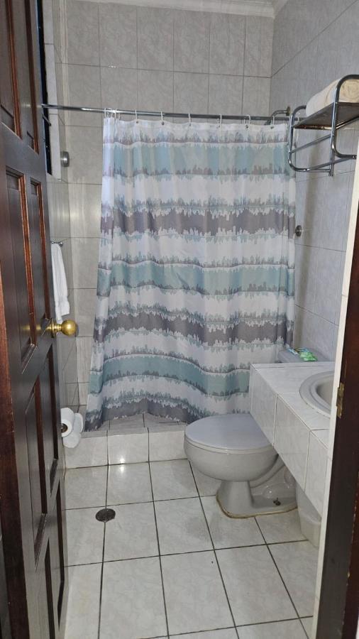 Hotel Valladolid Heredia Extérieur photo