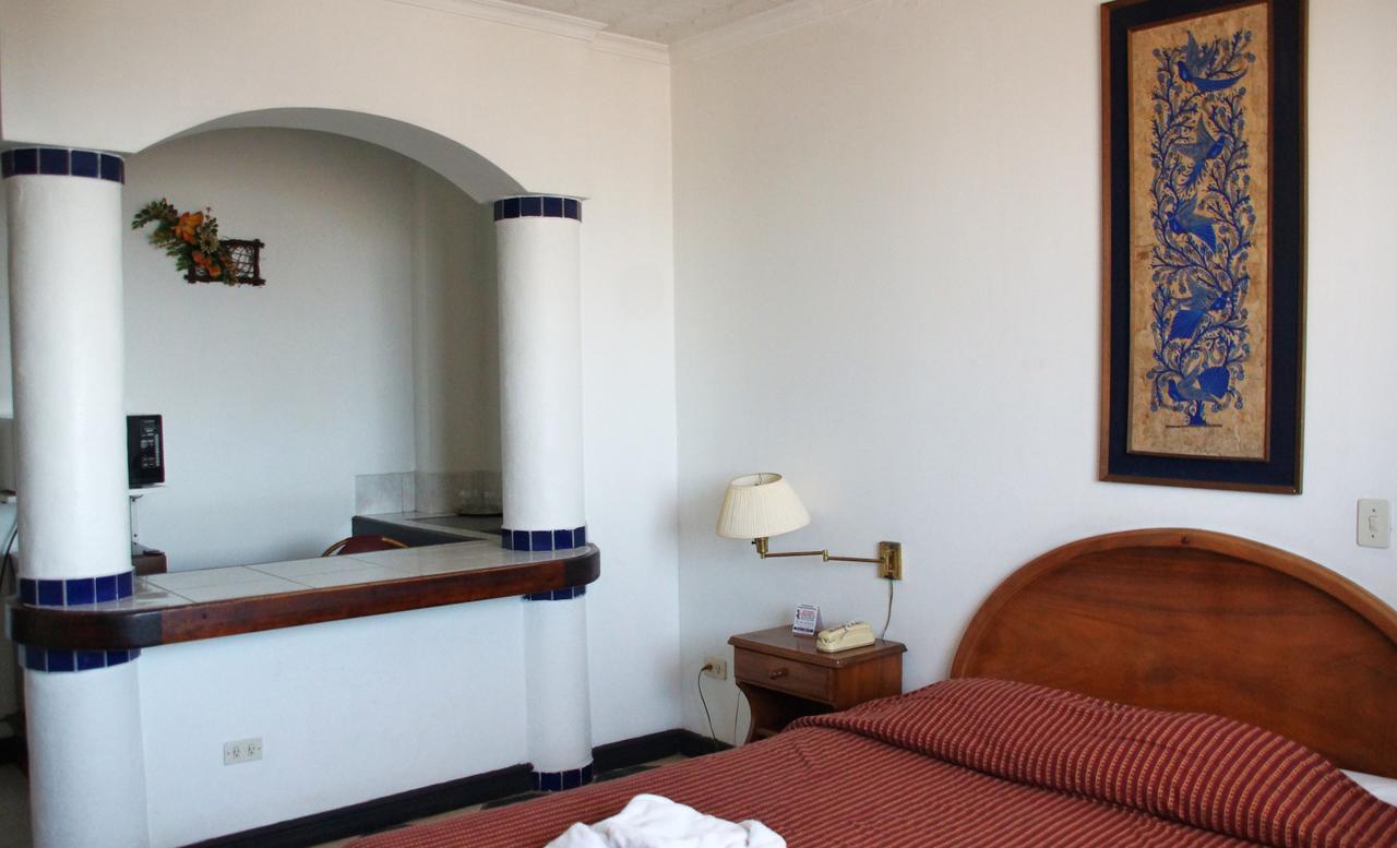 Hotel Valladolid Heredia Extérieur photo